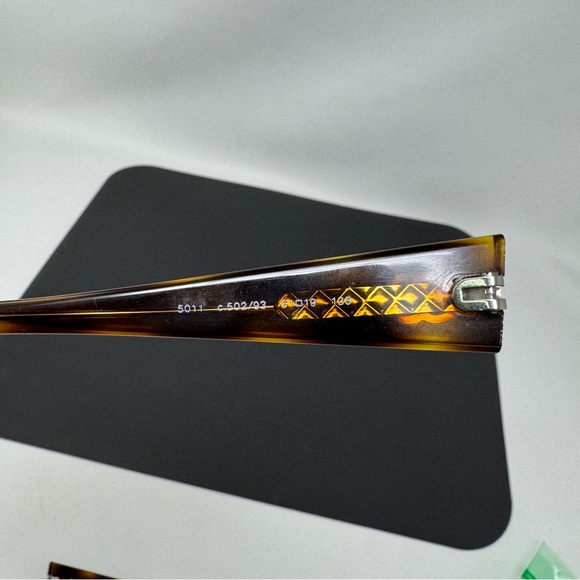 Vintage Chanel Sunglasses Replacement Temples  And Screws 5011 502/93 Tortoise - Picture 10 of 13
